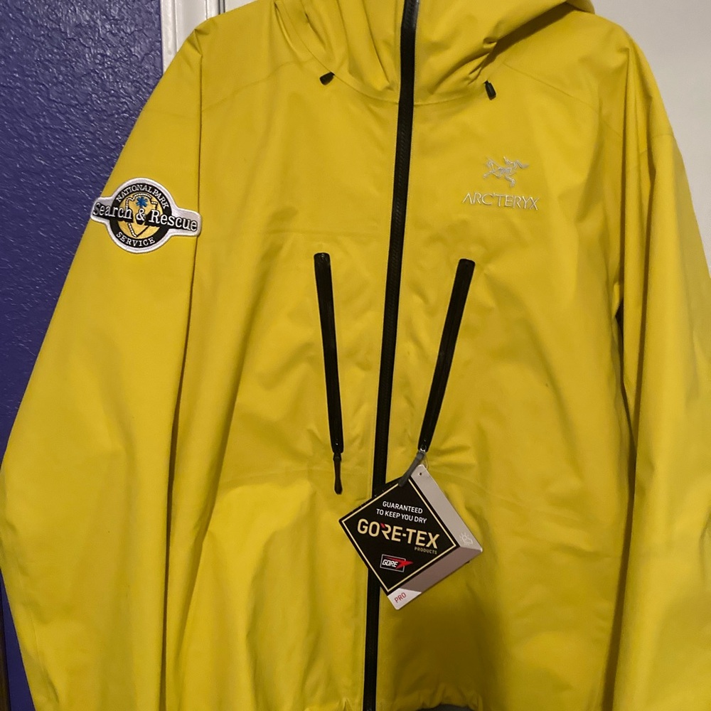 Arc'teryx Yellow Waterproof Shell Jacket with Black Zipper Accents - Picture 7 of 7